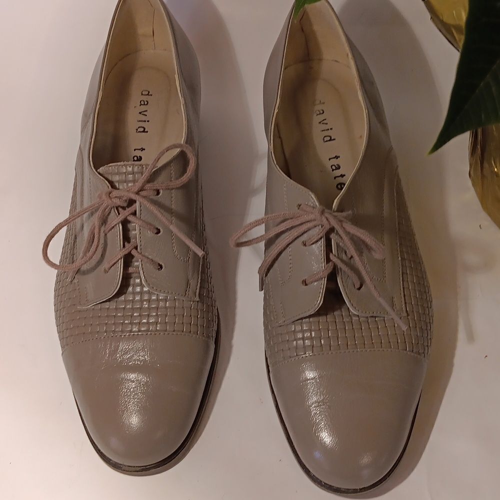 VINTAGE David Tate Taupe Oxfords. Normcore, Country Club, Light Academia